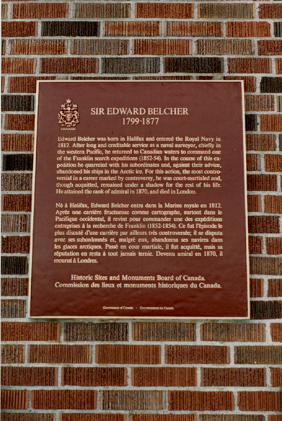 Detailed view of the HSMBC plaque © Parks Canada / Parcs Canada, 1989