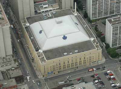 Aerial view of Maple Leaf Gardens. © Parks Canada/Parcs Canada, 1999.