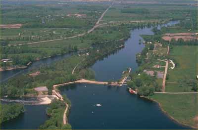 Aerial photo of the Rideau Canal National Historic Site of Canada locks. © Parks Canada Agency / Agence Parcs Canada