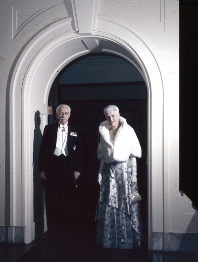 Gouverneur général Georges Vanier et Pauline Vanier, Rideau Hall, Ottawa. © Rosemary Gilliat Eaton / Bibliothèque et Archives Canada | Library and Archives Canada