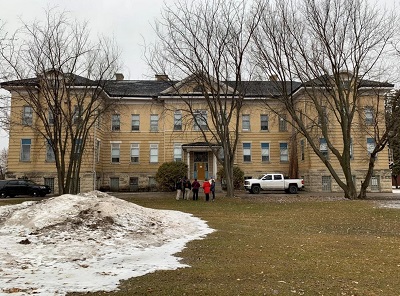 View of the front of the Former Portage La Prairie Indian Residential School (© Parks Canada | Parcs Canada)