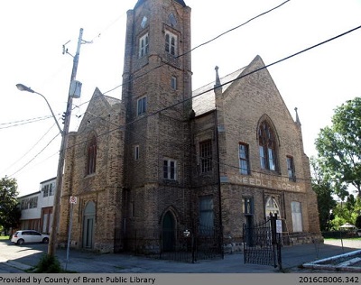 Façade et élévation nord, donnant sur la rue Church (© Courtesy of the County of Brant Public Library | Gracieuseté de la bibliothèque publique du compté de Brant / 2016B006.342)