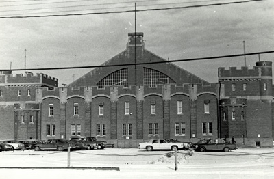 South elevation of the Mewata Drill Hall © DND, 1984