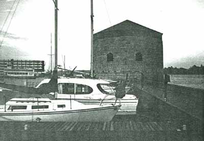 General view of the Shoal Martello Tower, 1987. © Agence Parcs Canada / Parks Canada Agency, M. Armstrong Reynolds, 1987.