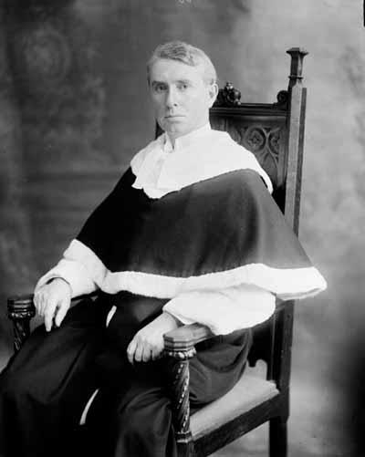 The Honourable Mr. Justice Lyman Poore Duff, Judge of the Supreme Court of Canada. © Topley Studio Fonds / Library and Archives Canada | Bibliothèque et Archives Canada / PA-027987