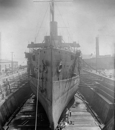 Création des Forces navales du Canada © Notman Studio of Halifax | Studio Notman d'Halifax / Library and Archives Canada | Bibliothèque et Archives Canada / PA-028497