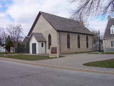 Vue en angle du lieu historique national du Canada de l'Église-African Methodist Episcopal Nazrey, après les rénovations. (© Agence Parcs Canada / Parks Canada Agency)