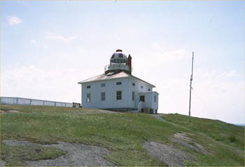 General view of the Cape Spear Lighthouse, 1990. © Parcs Canada | Parks Canada, 1990.