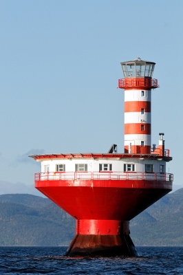 Vue générale du phare Haut-Font-Prince © Parks Canada Agency \ Agence Parcs Canada, J.-L. Provencher