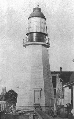 Historic photograph showing Pachena Point Lighthouse from East shortly after construction completed in 1908 © Library and Archives Canada | Bibliothèque et Archives Canada, PA 164476